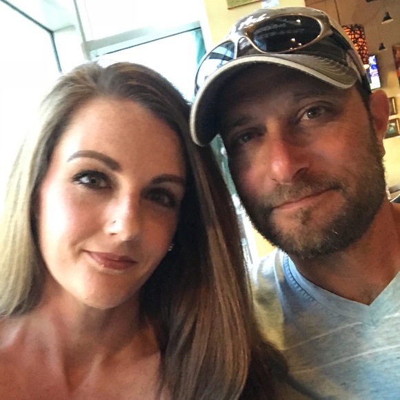 I’m Lori! I have 2 kids and 2 step daughters - Picture 4 of 5